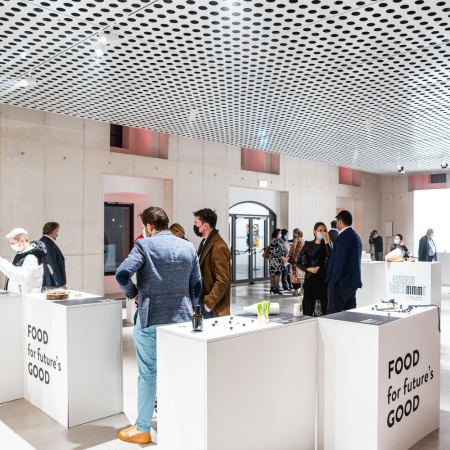 Exhibition Counter - Slim, white